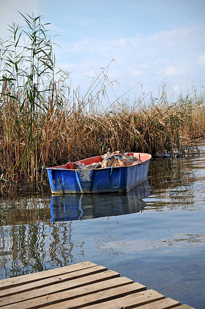 istock Fishing boat on the lake 173607812