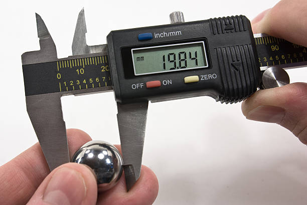 precisão de medição - accuracy instrument of measurement measuring quality control - fotografias e filmes do acervo