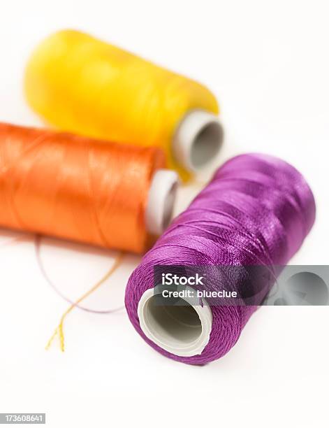Foto de Encadeamentos e mais fotos de stock de Costurar - Costurar, Enfiar, Algodão - Material Têxtil