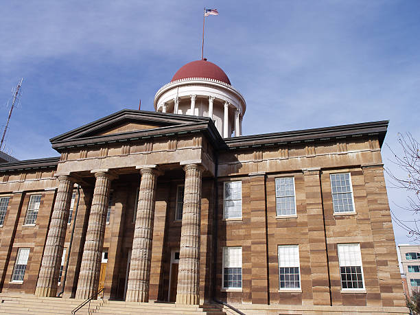 istock The Illinois Old State Capitol Building 173608938