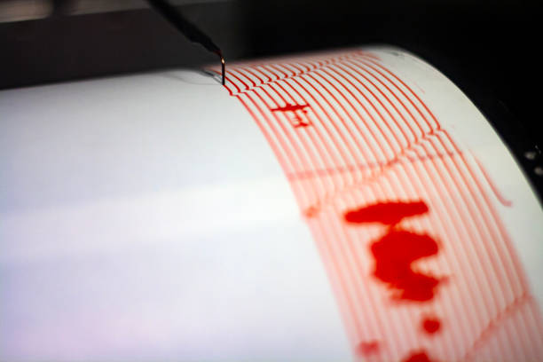 지진을 기록하는 지진계 - seismic waves 뉴스 사진 이미지