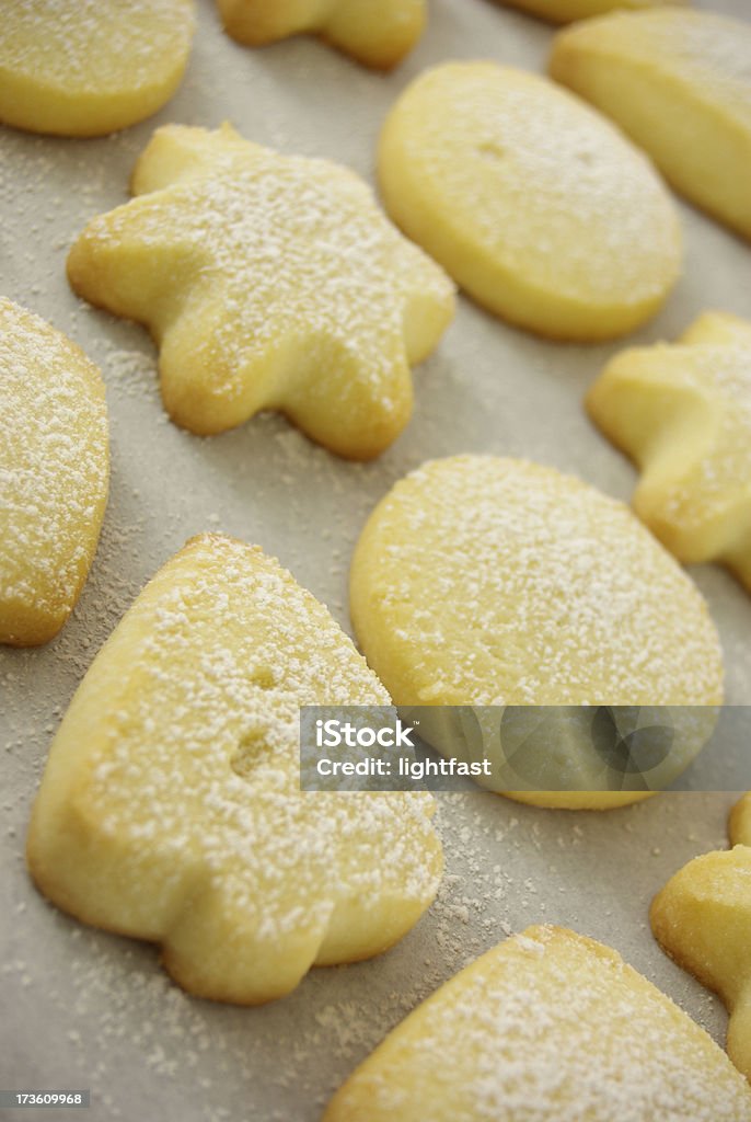 Forme di Biscotto di pasta frolla - Foto stock royalty-free di Biscotto di pasta frolla