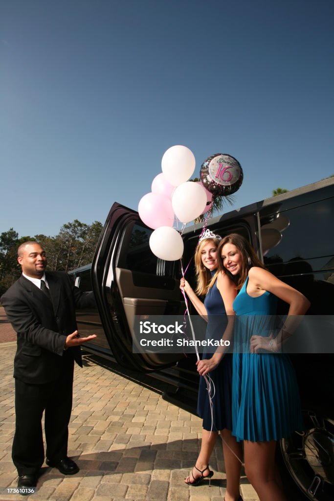 Doce 16 Festa de Aniversário balões e Limo diversão em - Royalty-free Aniversário Foto de stock