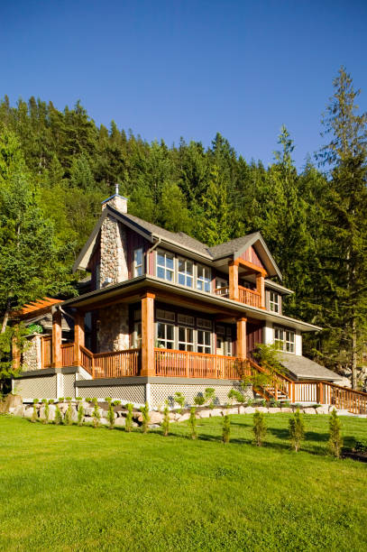 istock house building exterior squamish whistler 173610267