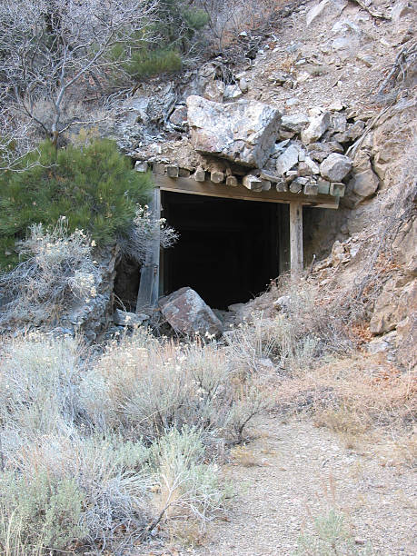 istock Mine Shaft in the Desert Mountains 173611999