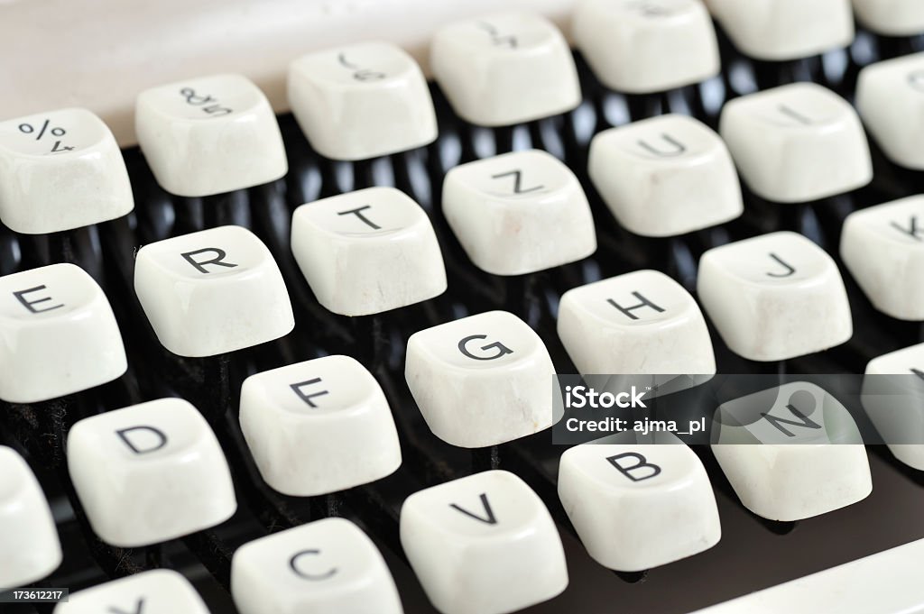 Maszyna do pisania klawisze. - Zbiór zdjęć royalty-free (Antyczny)