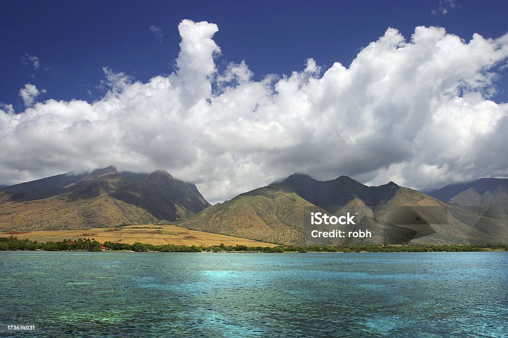 Céu, nuvens, montanhas, mar - Foto de stock de Ilhas do Havaí royalty-free