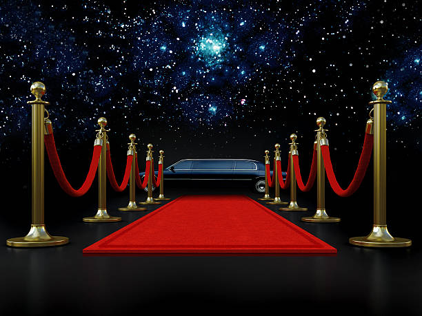 noite de cinema no tapete vermelho e um limousina - star shape hollywood california gold three dimensional shape imagens e fotografias de stock