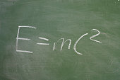 e-mc2.jpg?b=1&s=170x170&k=20&c=jOGKIEs-_UPnvwF7kdAyuxE3iDCIgo8BosTMgeOhvIg=