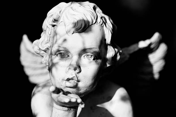 istock little angel kissing 173617088