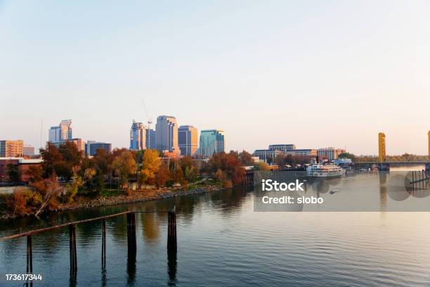 Scene Di Sacramento - Fotografie stock e altre immagini di Architettura - Architettura, California, Centro della città