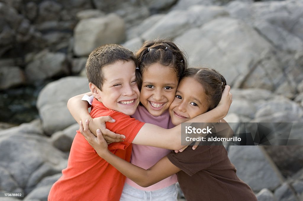 Счастливые дети - Стоковые фото Беззаботный роялти-фри