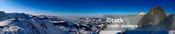 Foto de Alpine Panorama e mais fotos de stock de Alpes suíços - Alpes suíços, Inverno, Montanha