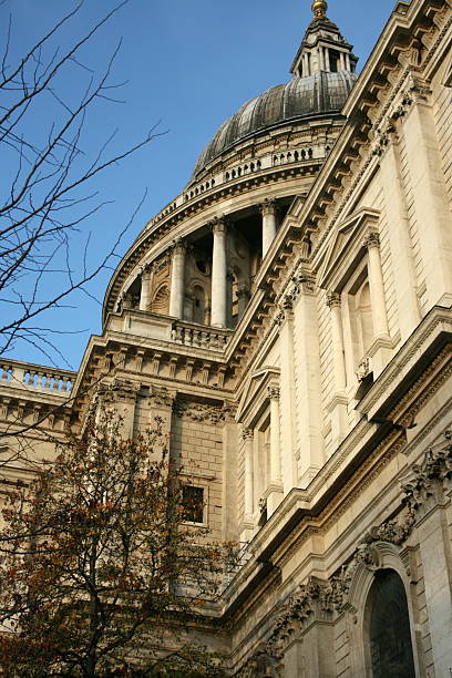 istock St. Paul's Cathedral at sunrise 173620803