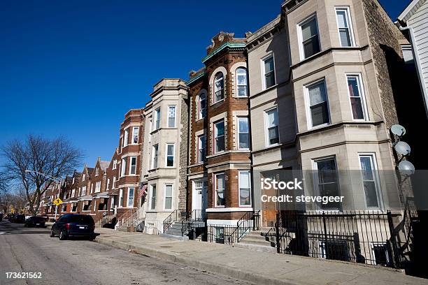 Residential Street In Chicago Stock Photo - Download Image Now - Chicago - Illinois, South, Apartment