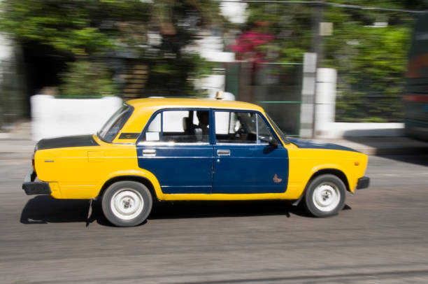 istock Cuban Taxi 173622571