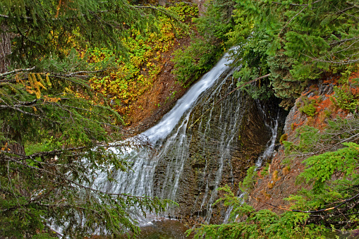 waterfalls in central Washington, photos from the Clear Creek falls area