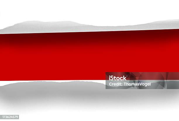 Rasgado De Papel Vermelho Cortar Fundo Branco Stripe Chicória Descoberta - Fotografias de stock e mais imagens de Papel