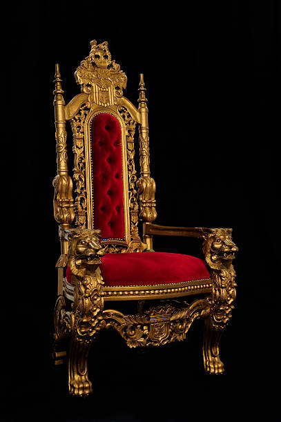 трон на черный - throne стоковые фото и изображения