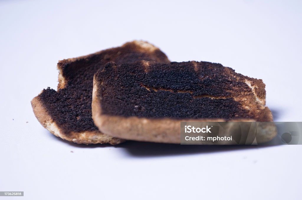 Spalony tosty - Zbiór zdjęć royalty-free (Neutralne tło)