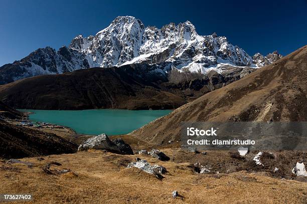 Photo libre de droit de Himalaya Népal Vallée De Gokyo Superbes Détailsnbsp Voir Une Grande Photo banque d'images et plus d'images libres de droit de Activité de loisirs