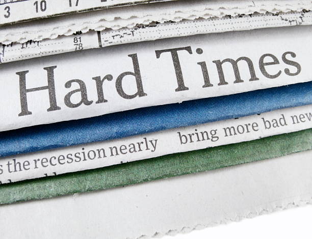 hard tempos - bankruptcy foreclosure foreclose newspaper - fotografias e filmes do acervo
