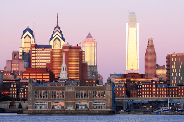 istock Philadelphia skyline at dawn 173628160
