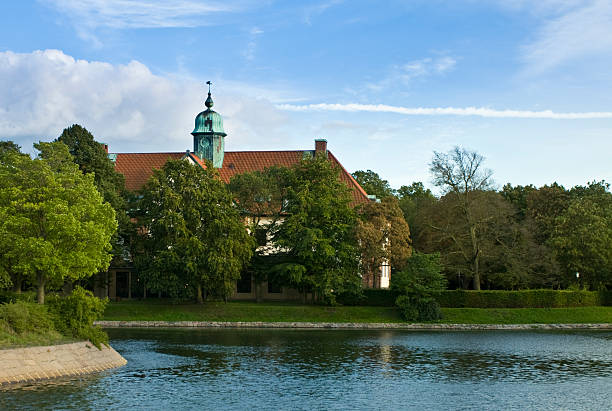 istock European House on a Canal 173629452