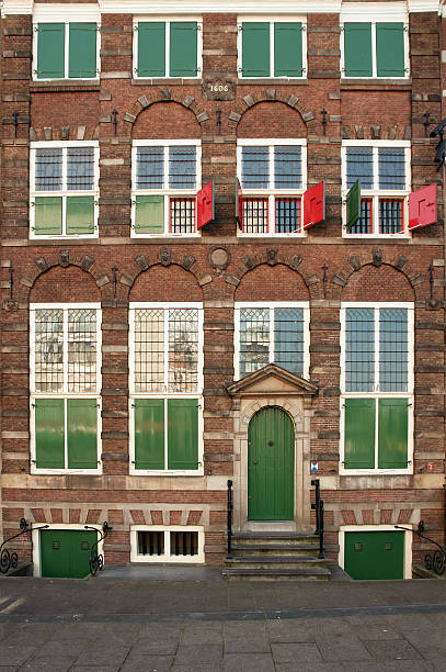 퍼사드 옛 암스테르담의 하우스 - rembrandt 뉴스 사진 이미지