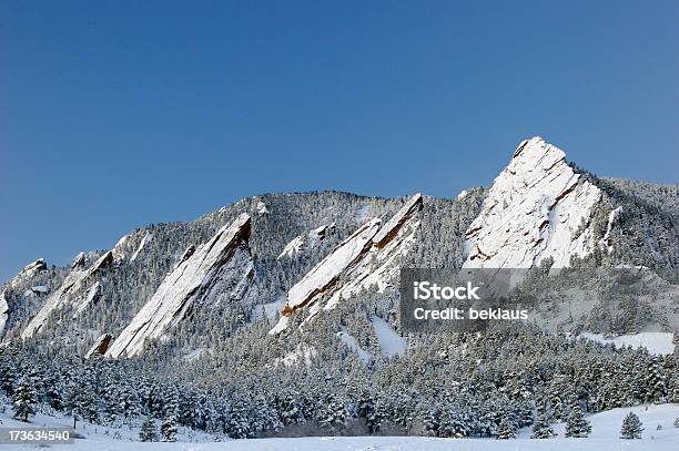 Flatirons Nevadascomment - Fotografias de stock e mais imagens de Inverno - Inverno, Boulder, Colorado