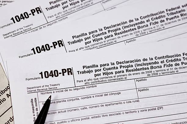 istock Tax Form 1040 PR for the IRS in Spanish 173635744