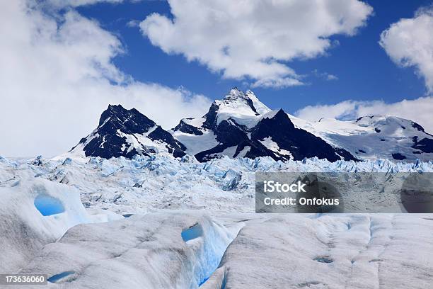 Glaciar Perito Moreno Patagonia Argentina Foto de stock y más banco de imágenes de Antártida - Antártida, Derretirse, Aire libre