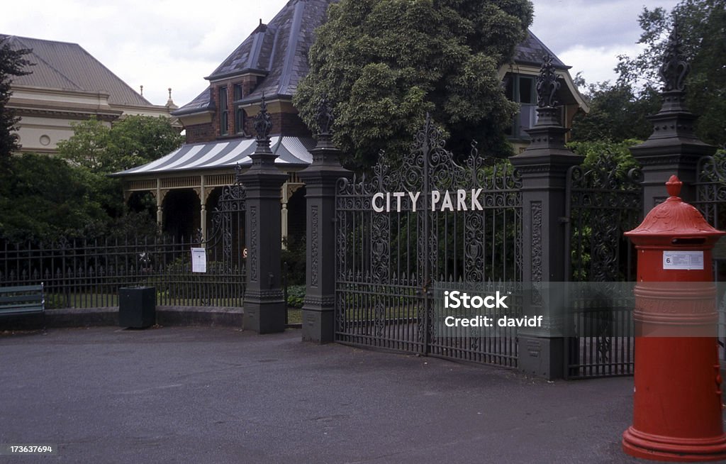 Portões de City Park - Foto de stock de Cidade royalty-free