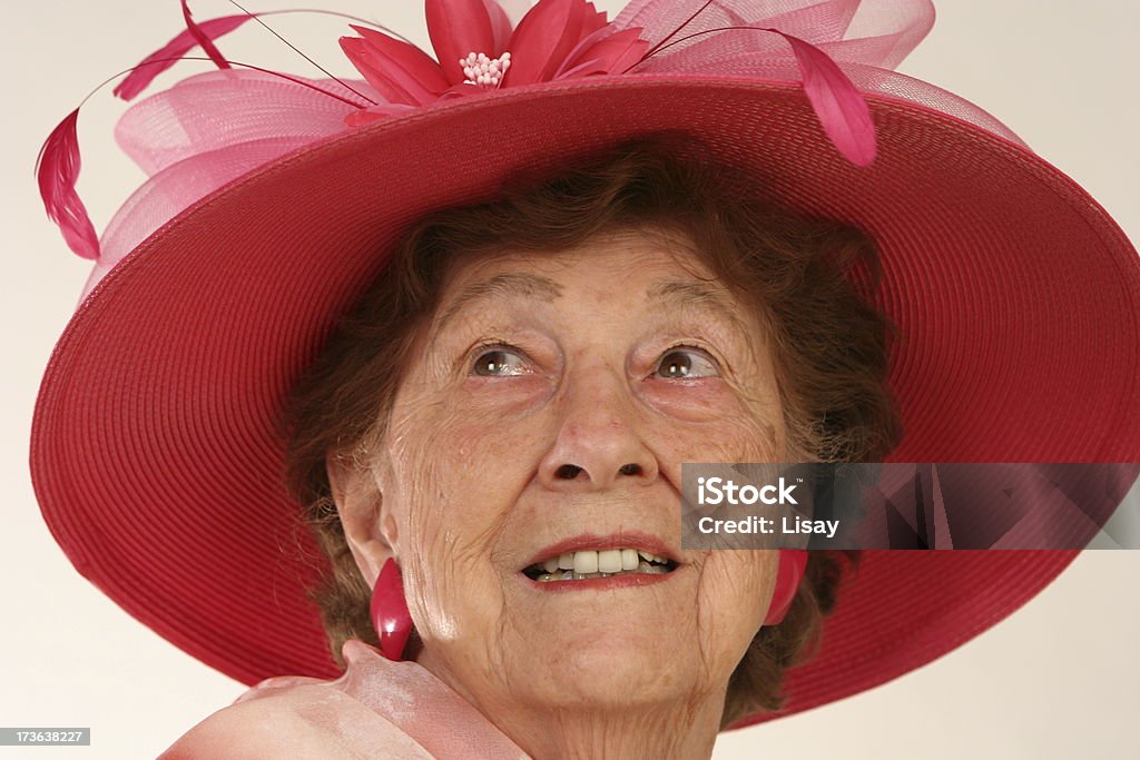 Signora in Cappello rosa - Foto stock royalty-free di Cappello