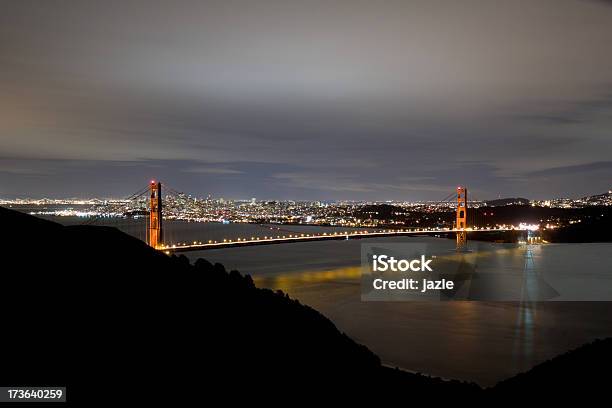 Golden Gate A Notte - Fotografie stock e altre immagini di Acqua - Acqua, Ambientazione esterna, Architettura