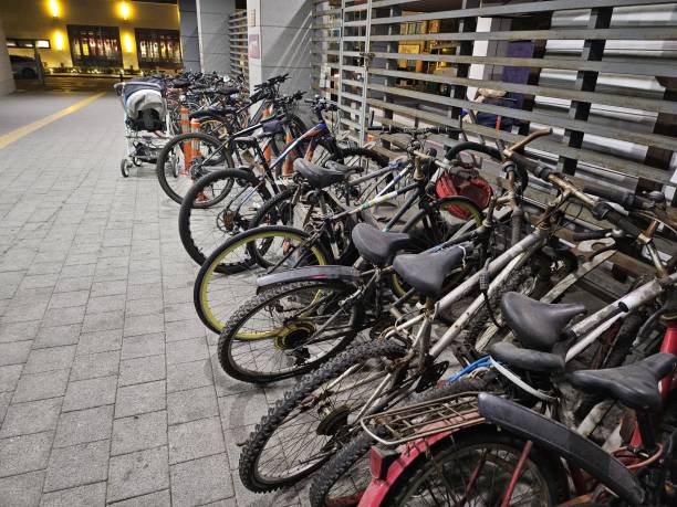 istock The coexistence of abandoned and parked bicycles 1736428502