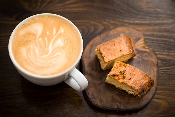 café e biscoitos - biscotti coffee cappuccino latté imagens e fotografias de stock