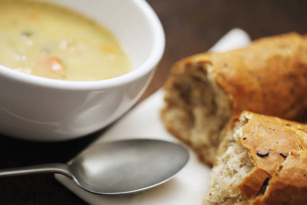 istock chicken and leek soup 173652488