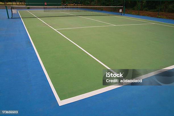 Cancha De Tenis Foto de stock y más banco de imágenes de Pista dura - Pista dura, Tenis, Color vibrante