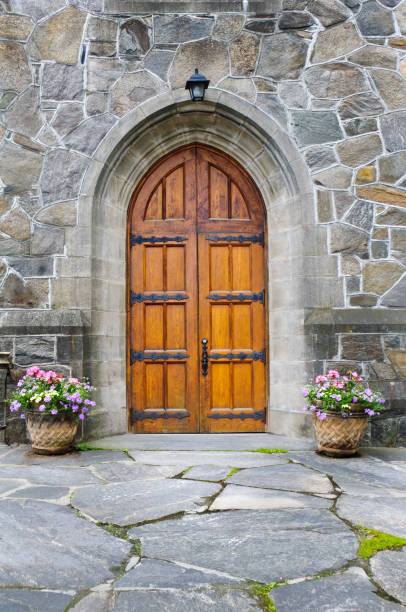 istock Old Church Door 173657579