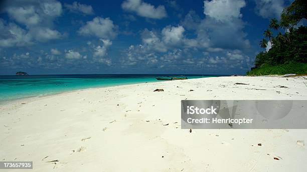 Praia Da Ilha De Coral Malaisia - Fotografias de stock e mais imagens de Ao Ar Livre - Ao Ar Livre, Areia, Azul