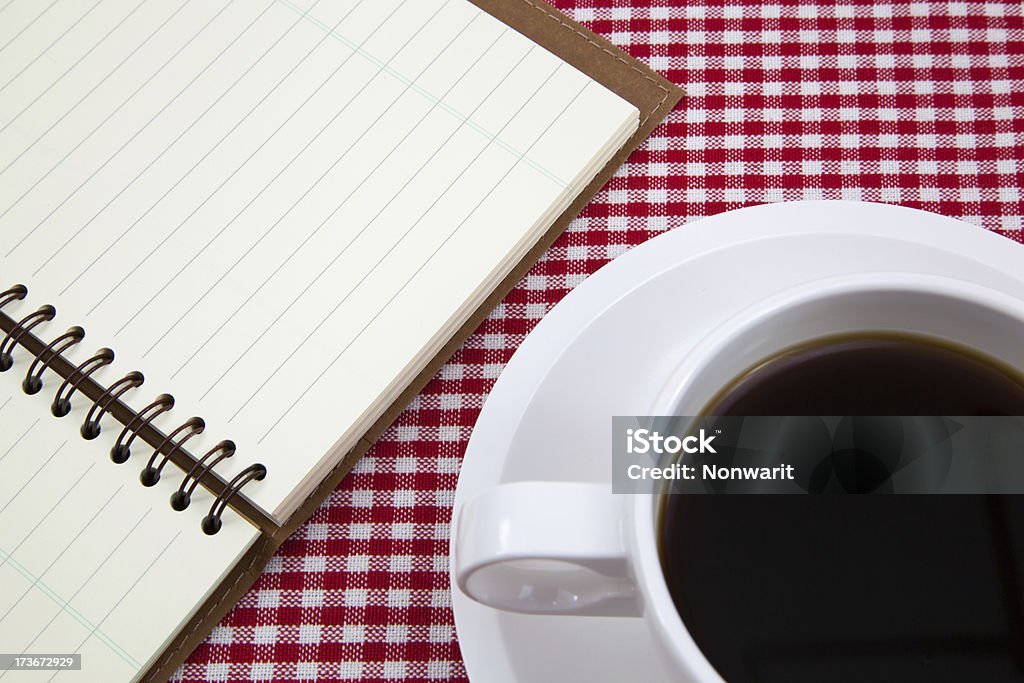 Tasse Kaffee und buchen - Lizenzfrei Aufschäumen Stock-Foto