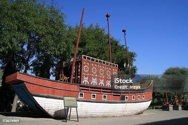 China Antiga Colónia - Fotografias de stock e mais imagens de Ao Ar Livre - Ao Ar Livre, Armamento, Azul