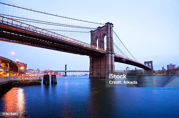 Brooklyn Bridge Stockfoto und mehr Bilder von Abenddämmerung - Abenddämmerung, Alt, Architektur