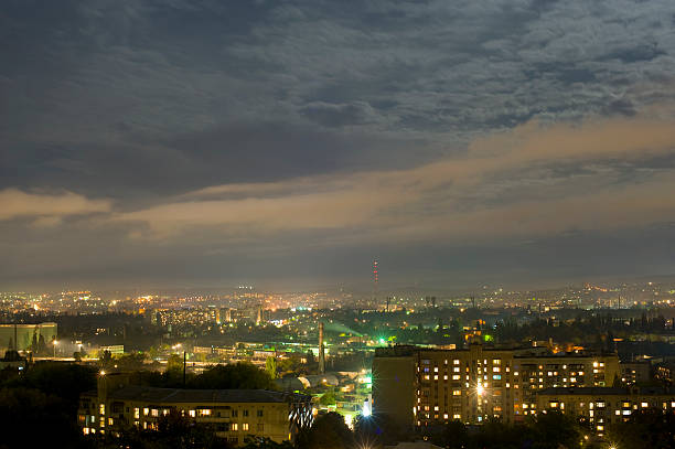 istock city nightlife 173680750