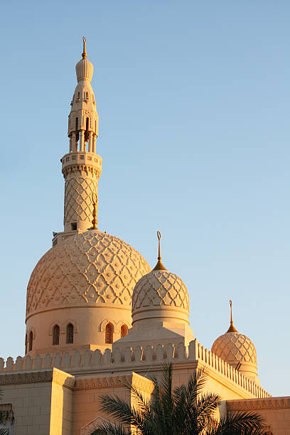mesquita ao anoitecer - jumeirah mosque - fotografias e filmes do acervo