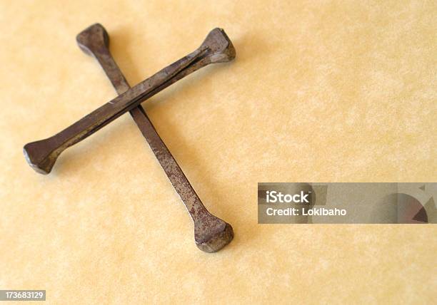 Kreuz Ii Stockfoto und mehr Bilder von Kathedrale - Kathedrale, Nagel, Religion