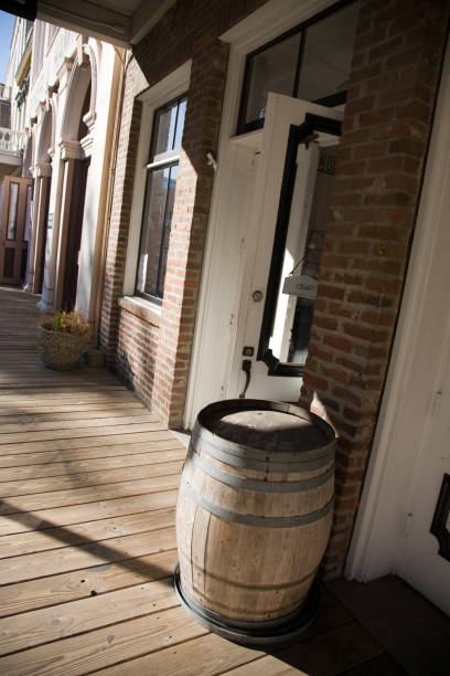 istock Old Town Sacramento Scenes 173683406