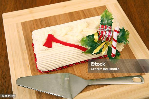 Dolce Di Natale - Fotografie stock e altre immagini di Pala da torta - Pala da torta, Cibi e bevande, Cibo