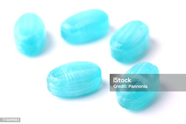 Photo libre de droit de Attraper Froid banque d'images et plus d'images libres de droit de Pastille pour la toux - Pastille pour la toux, Menthe - Confiserie, Bleu